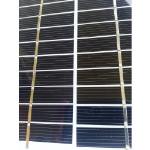 Mini pannello fotovoltaico monocristallino da 12 celle forma quadrato in vetro sfondo bianco da 130X130mm 6V a 2100mW di potenza